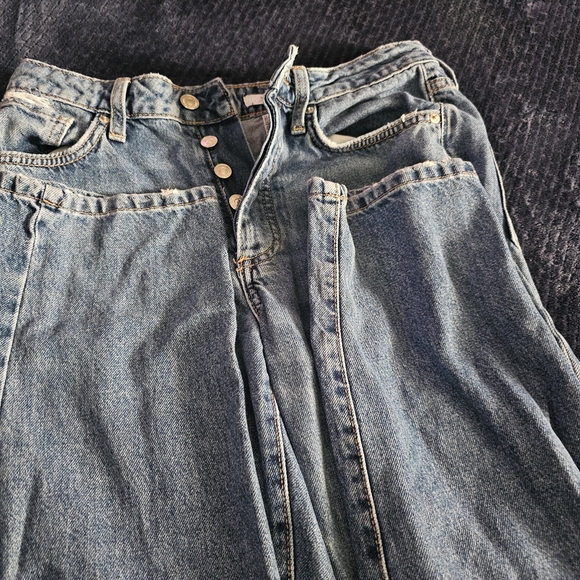 Forever 21 Denim - Forever 21 High Rise Blue Jeans